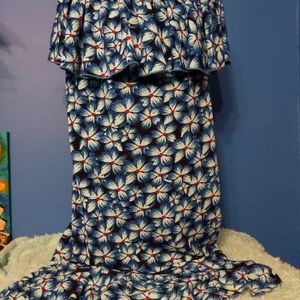 2XL LuLaRoe Blue Floral CiCi